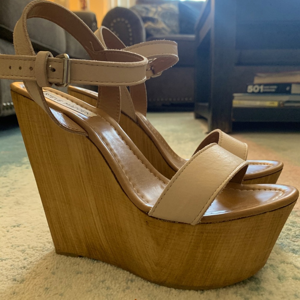 Wedge shoes.